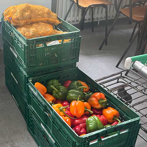Lebensmittelverteilstelle des Bielefelder Tischs Lebensmittelverteilstelle des Bielefelder Tischs